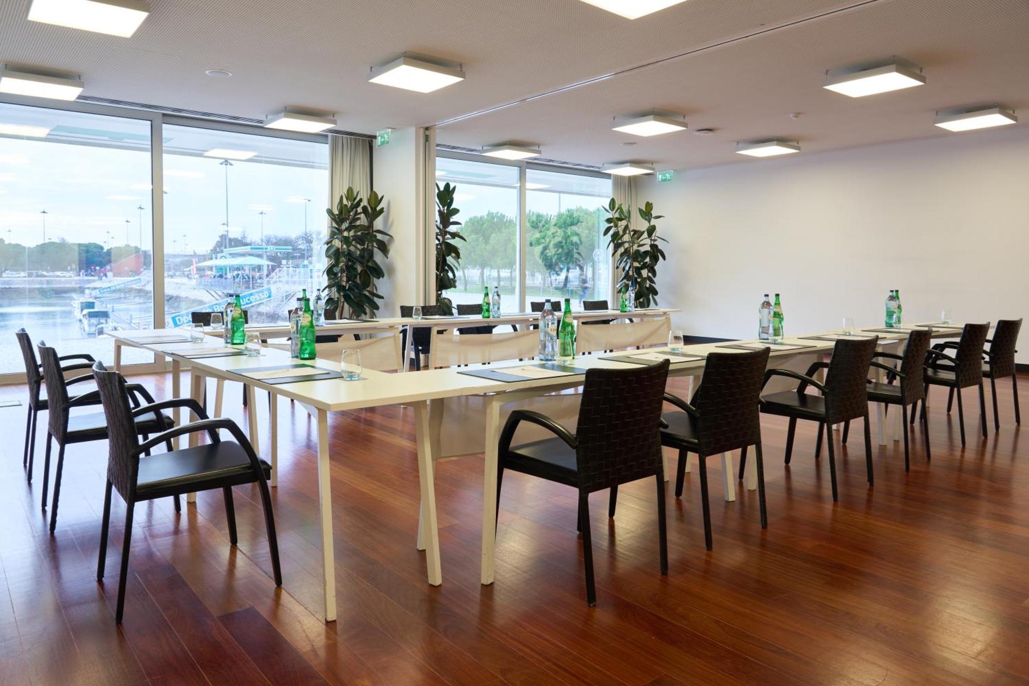 Altis Belem Hotel & Spa, A Member Of Design Hotels Lisboa 外观 照片 Meeting room