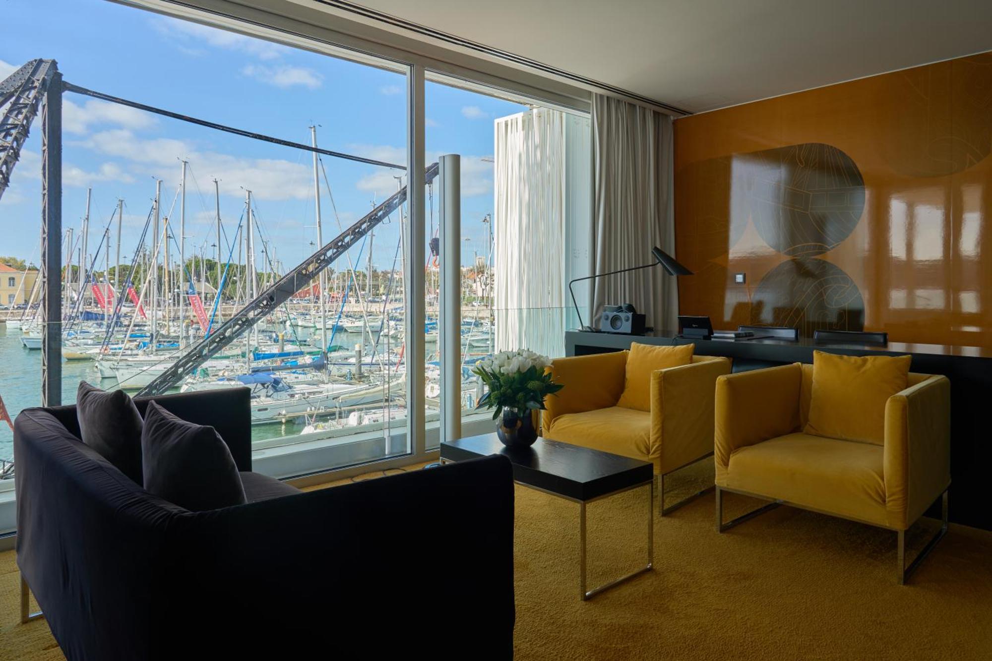 Altis Belem Hotel & Spa, A Member Of Design Hotels Lisboa 客房 照片 A suite at the InterContinental San Diego